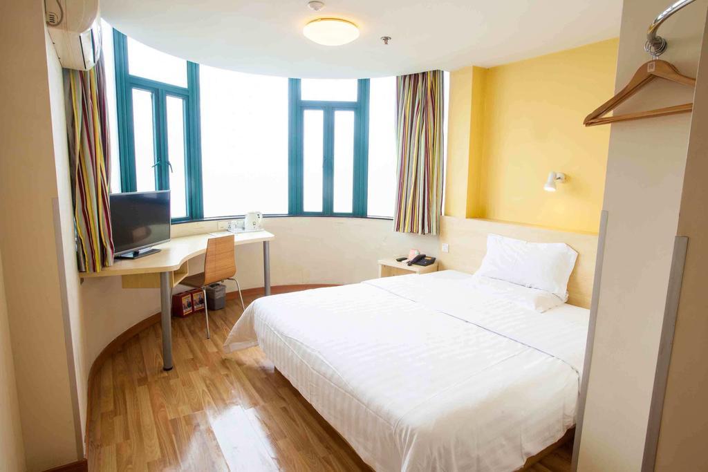 7 Days Inn Heze Mudan Road Branch Habitación foto